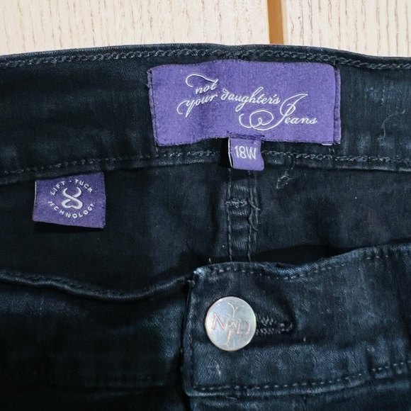 NYDJ not your daugthers Jeans 18W Black lift tuck studded Cowgirl Western Goth - Picture 2 of 14